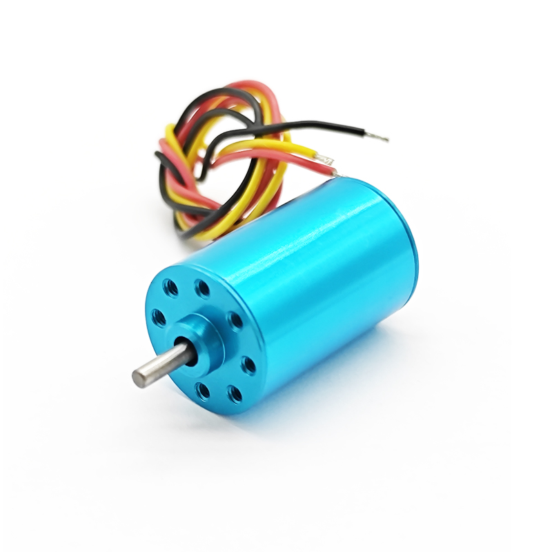 Le moteur est-il enroulé plus d'enroulement ou moins d'enroulement a un effet sur le moteur?